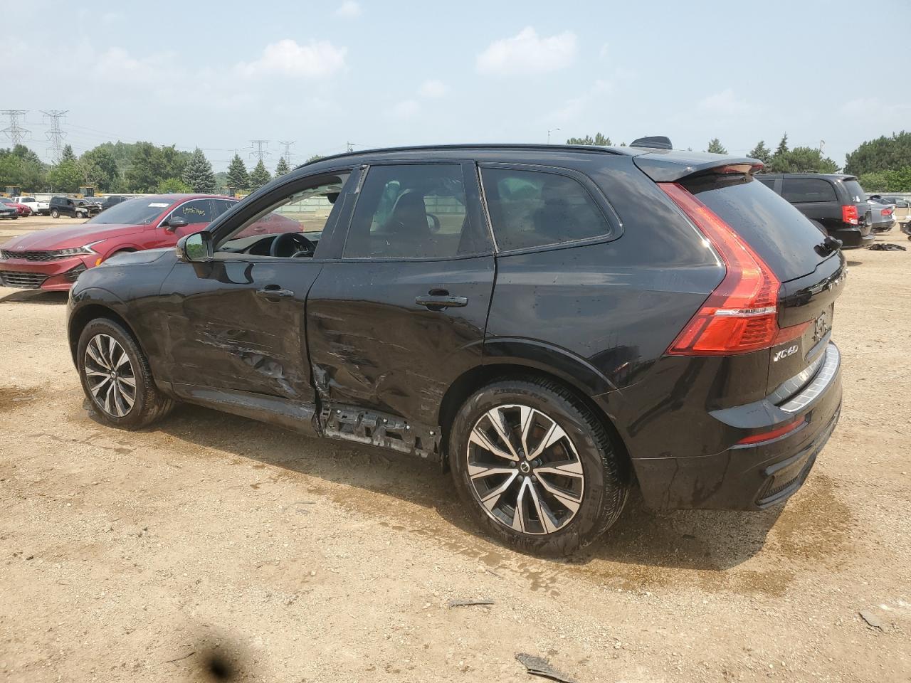 VOLVO XC60 PLUS