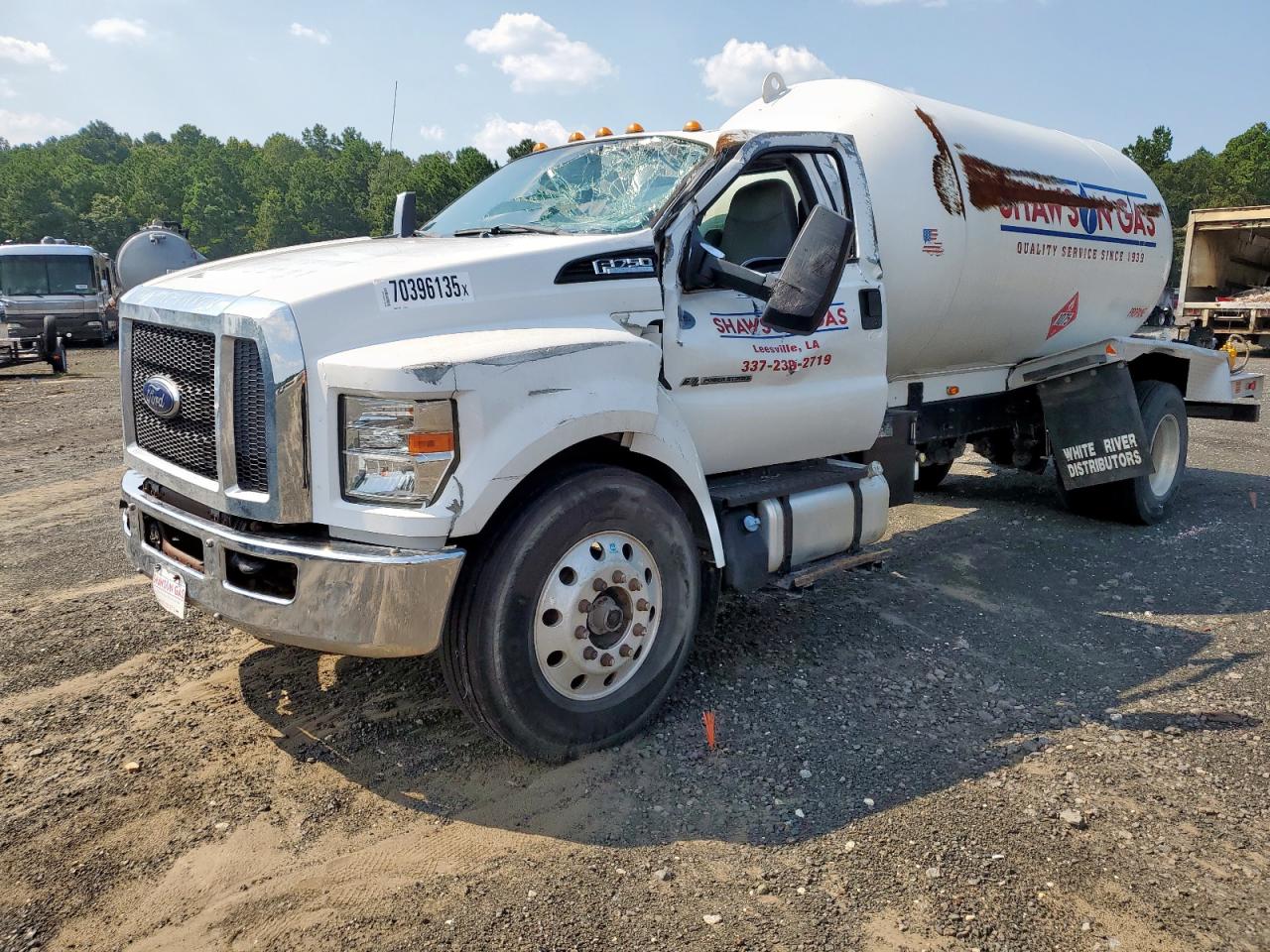 FORD F-750 SUPER DUTY