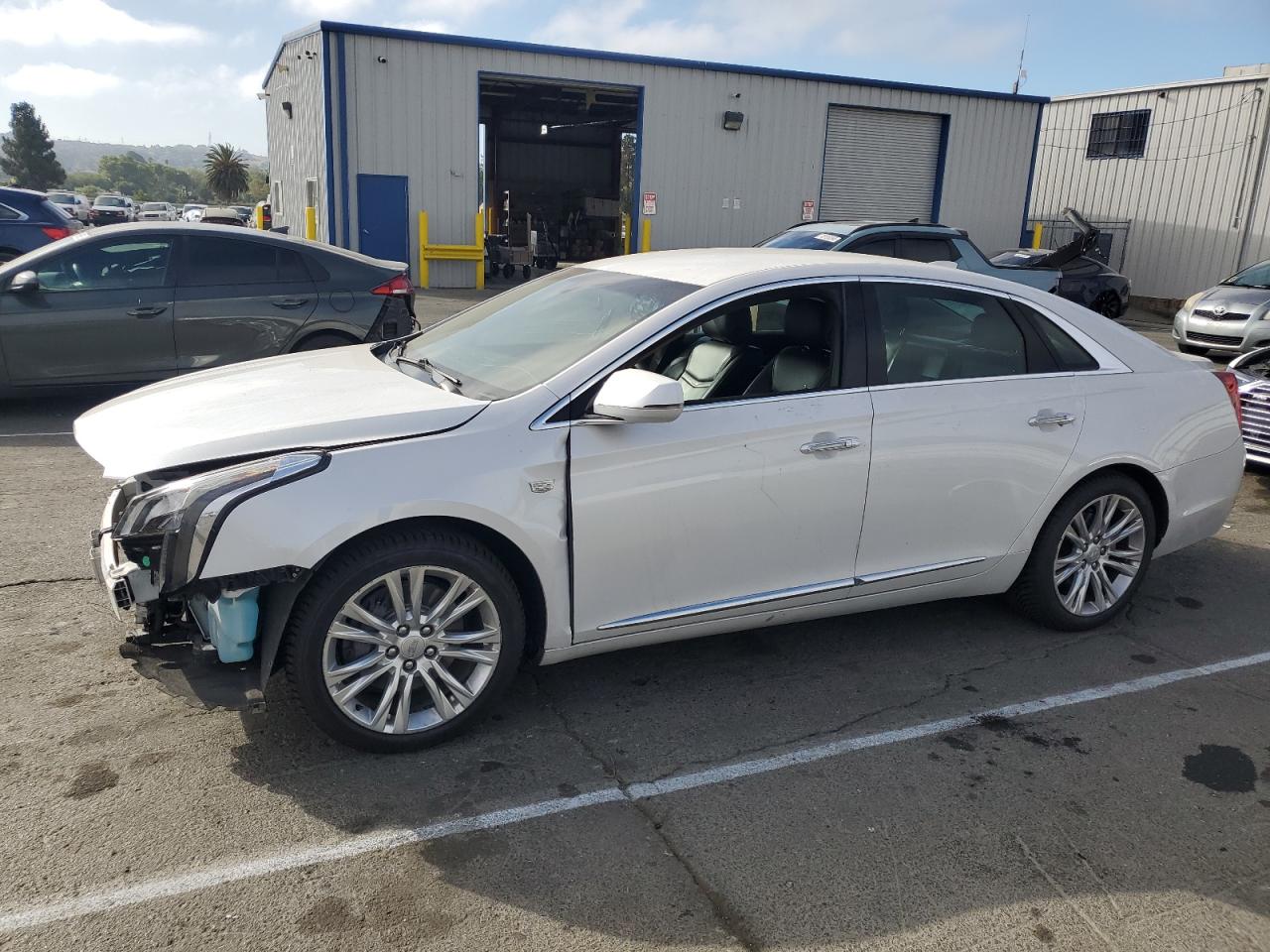 CADILLAC XTS LUXURY