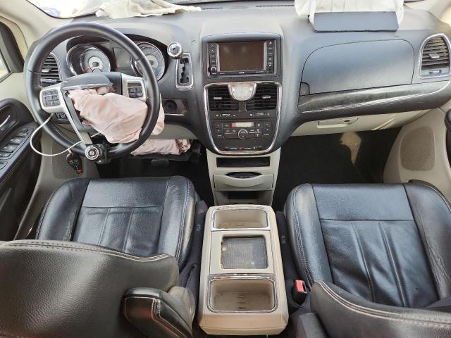 2015 CHRYSLER TOWN & COU - 2C4RC1BGXFR577194