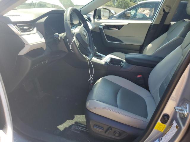 2019 TOYOTA RAV4 XLE P JTMA1RFV5KD512910
