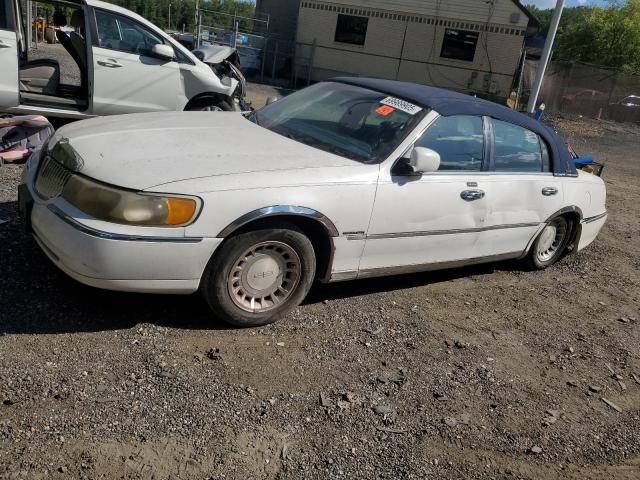 LINCOLN TOWN CAR E