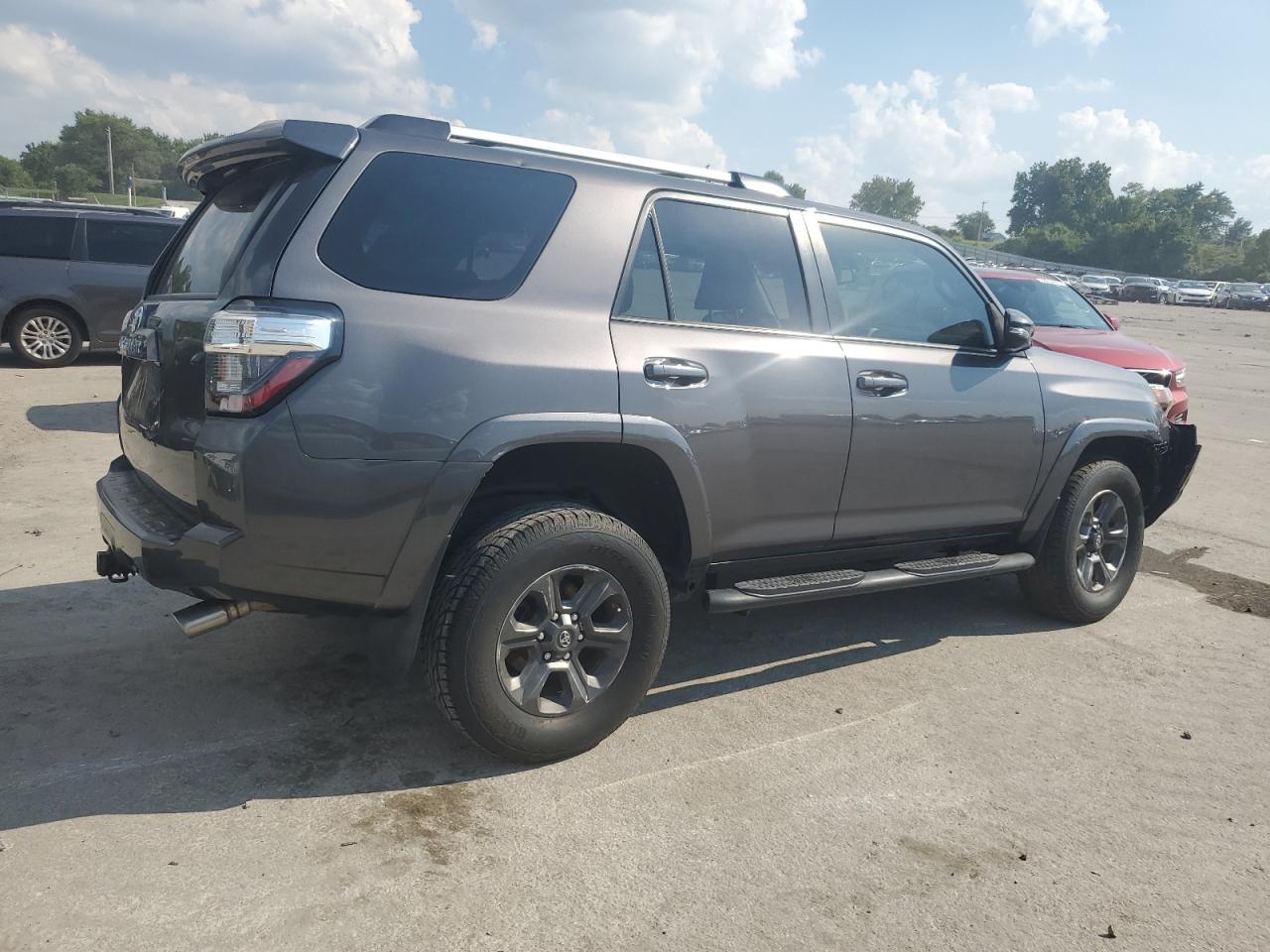 TOYOTA 4RUNNER SR5/SR5 PREMIUM