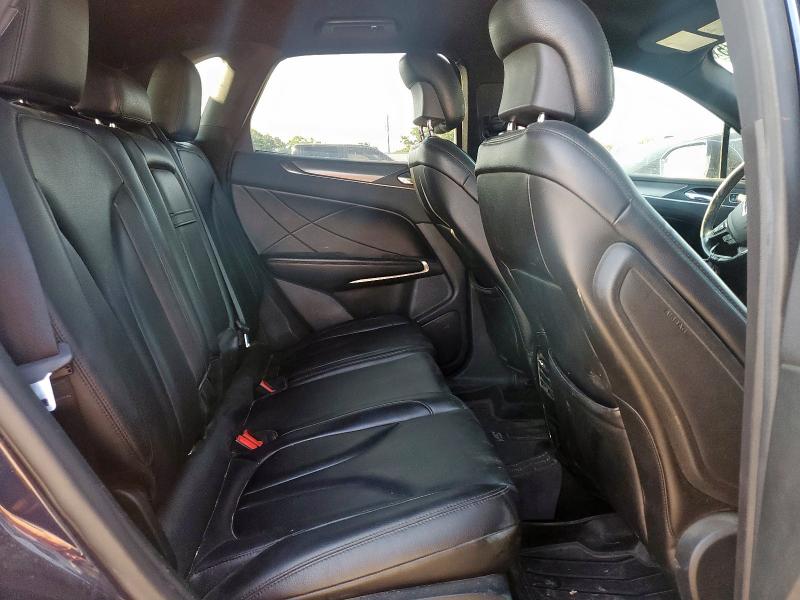 2017 LINCOLN MKC PREMIERE 5LMCJ1C90HUL03822