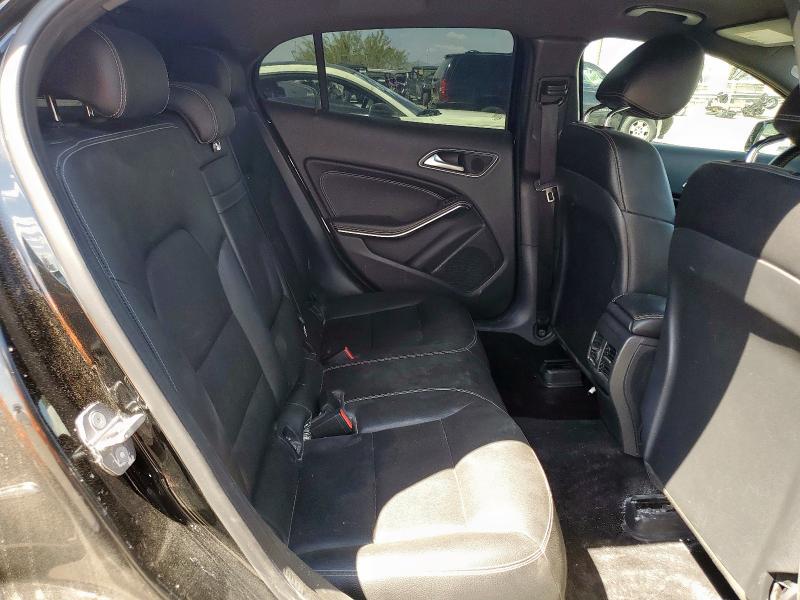 2018 MERCEDES-BENZ GLA 250 4MATIC WDCTG4GB1JJ497685