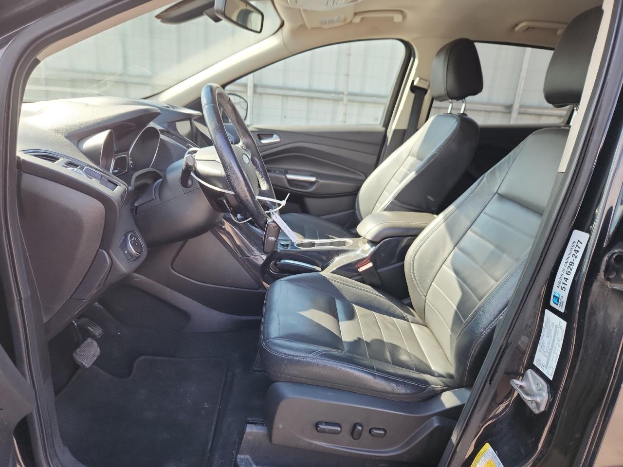 FORD ESCAPE TITANIUM