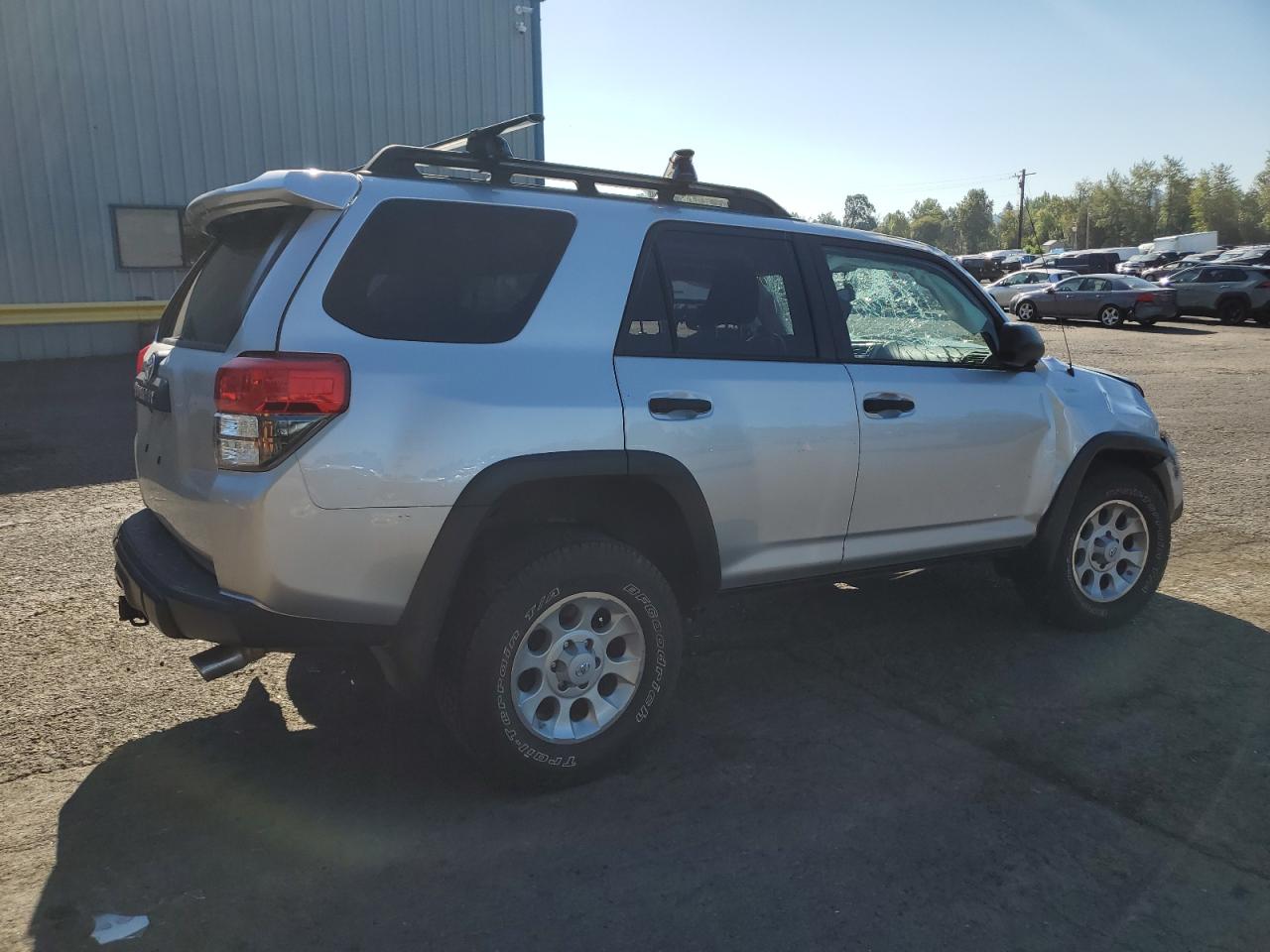 TOYOTA 4RUNNER SR5