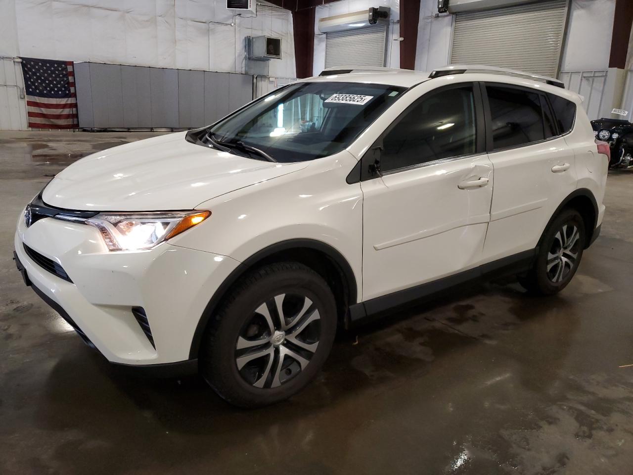 TOYOTA RAV4 LE