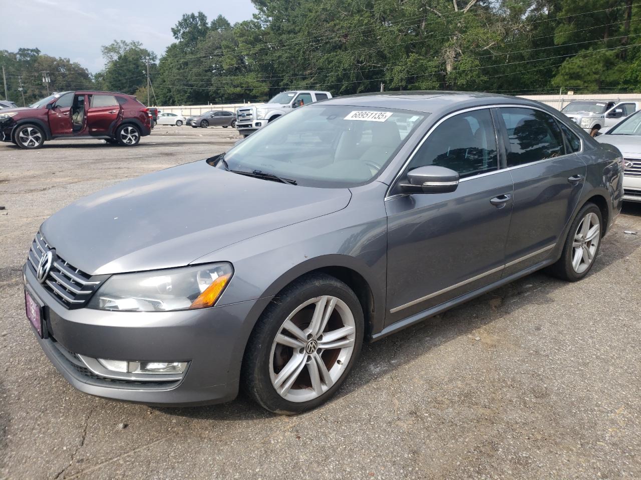 VOLKSWAGEN PASSAT SE