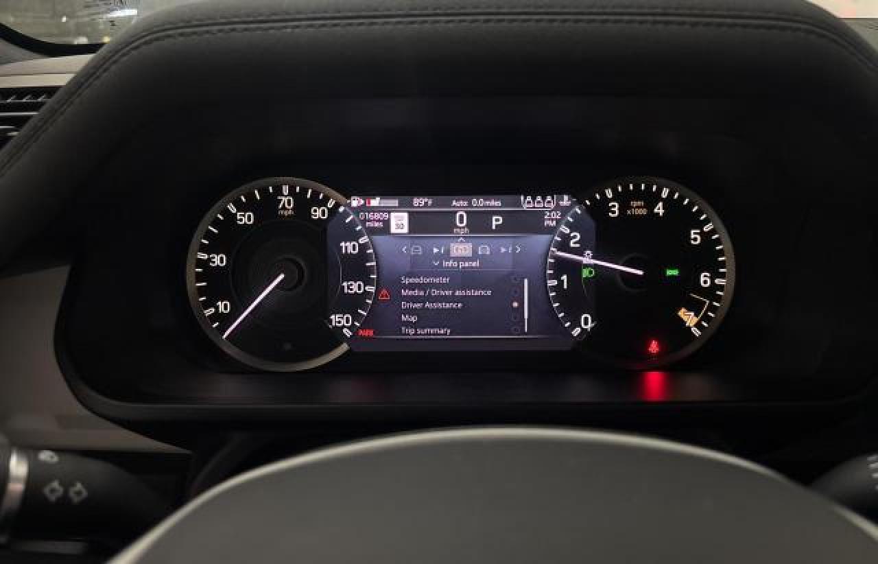 LAND ROVER DEFENDER 110