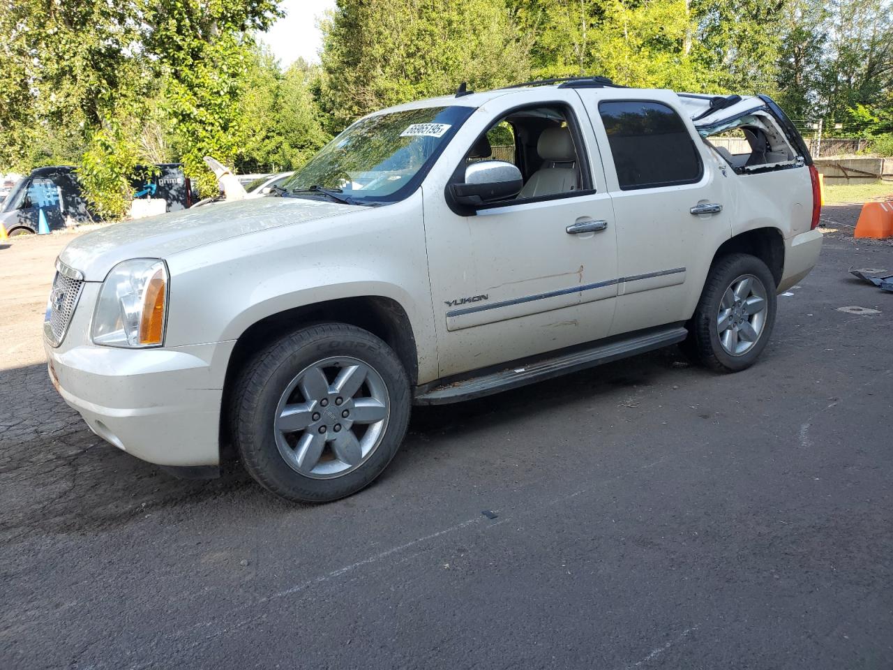 GMC YUKON SLT