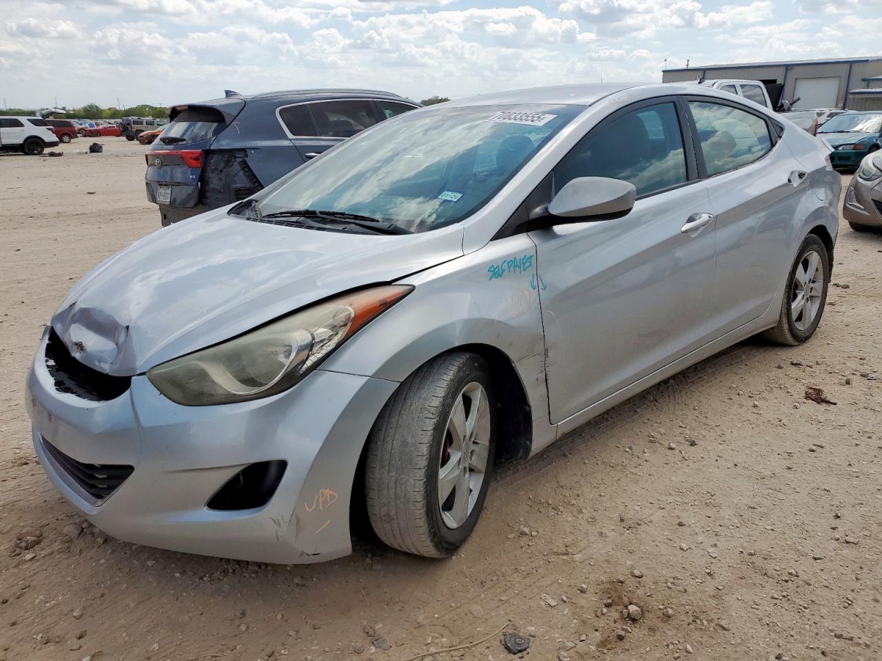 HYUNDAI ELANTRA GLS