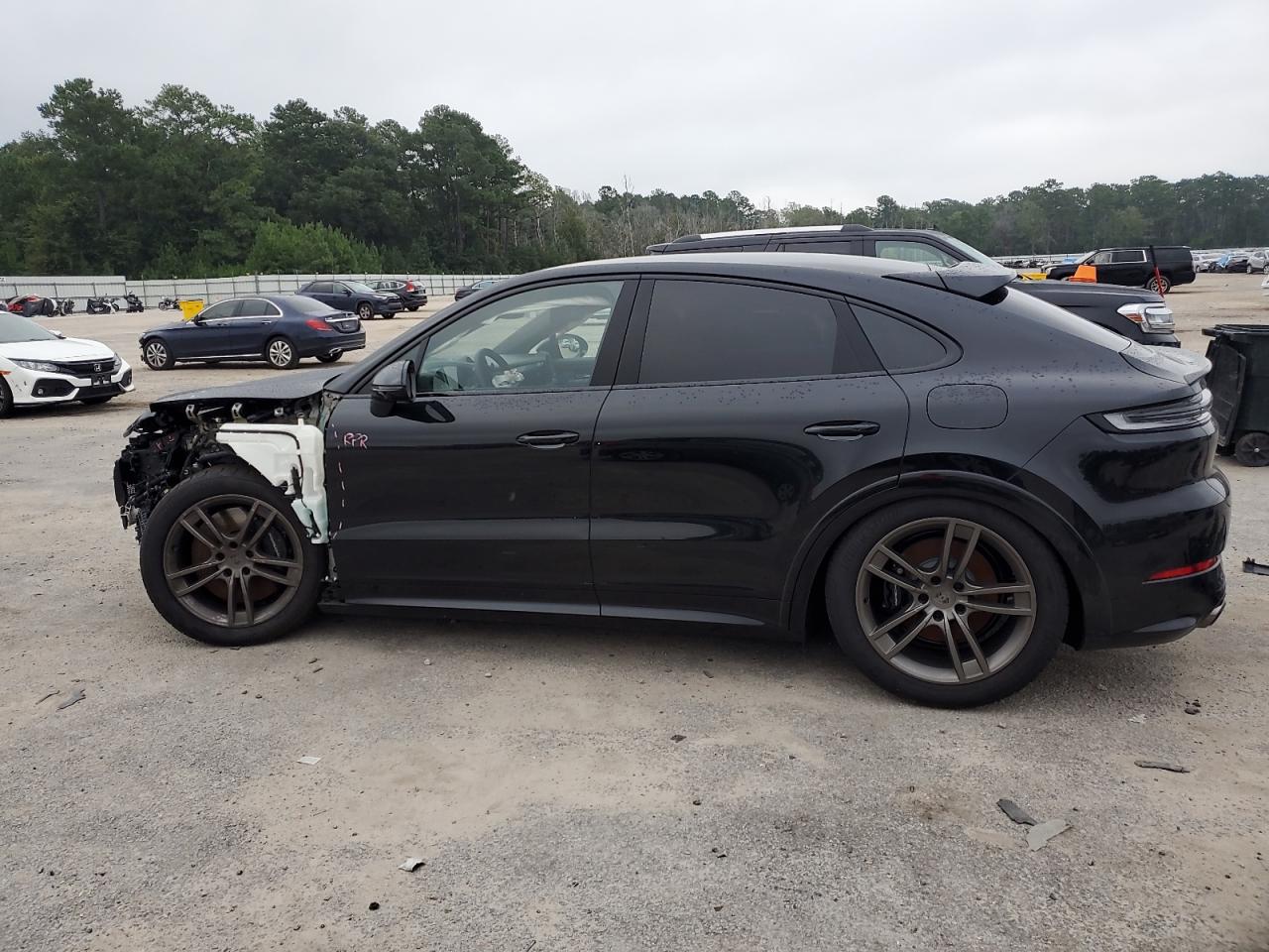 PORSCHE CAYENNE TURBO E-HYBRID COUPE
