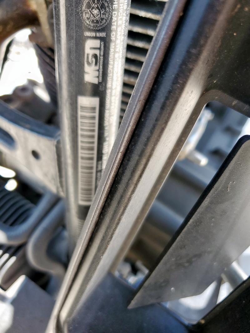 2016 HARLEY-DAVIDSON FLTRX ROAD 1HD1KHM13GB666461