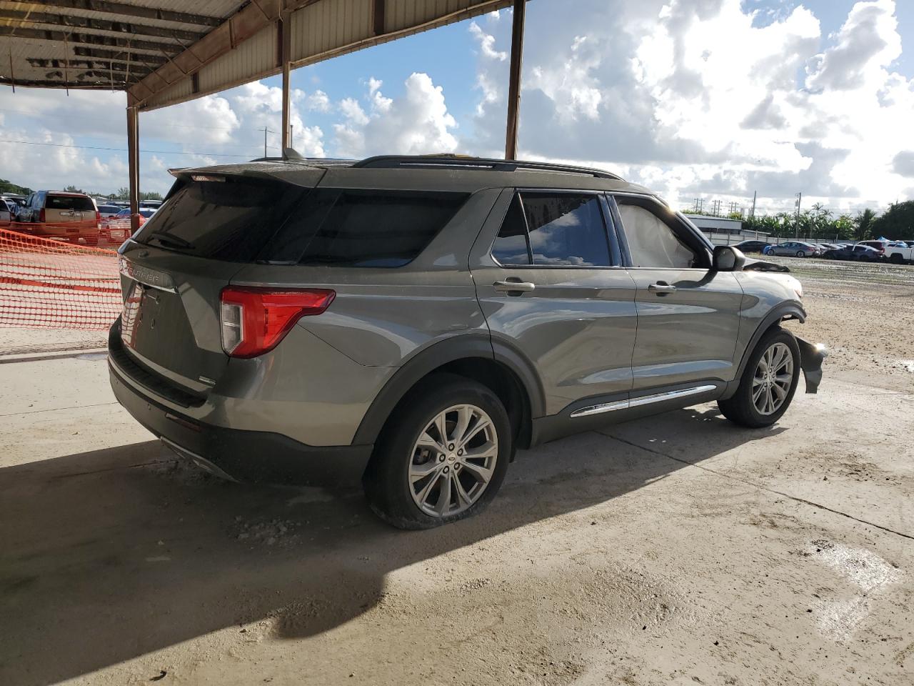 FORD EXPLORER XLT