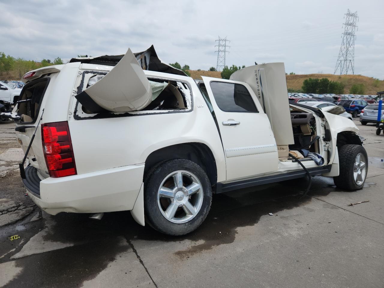 CHEVROLET SUBURBAN K1500 LTZ