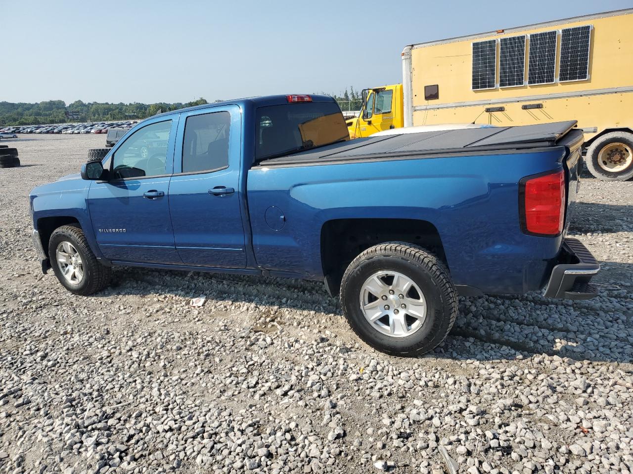 CHEVROLET SILVERADO C1500 LT