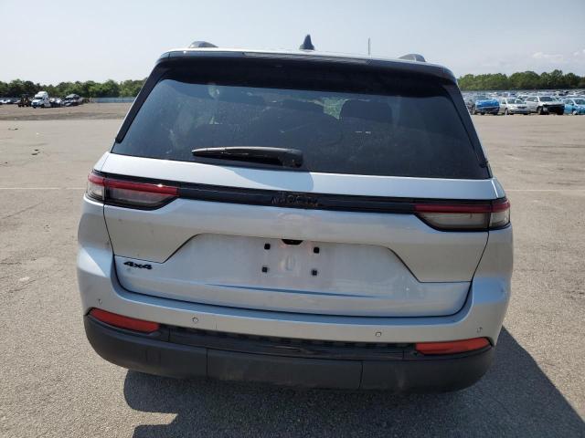2024 JEEP GRAND CHEROKEE LAREDO 1C4RJHAG6R8605590