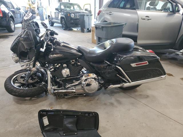 2017 HARLEY-DAVIDSON FLHTCU ULT 1HD1FCC11HB640113