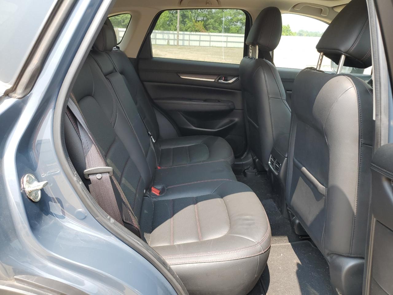 MAZDA CX-5 CARBON EDITION