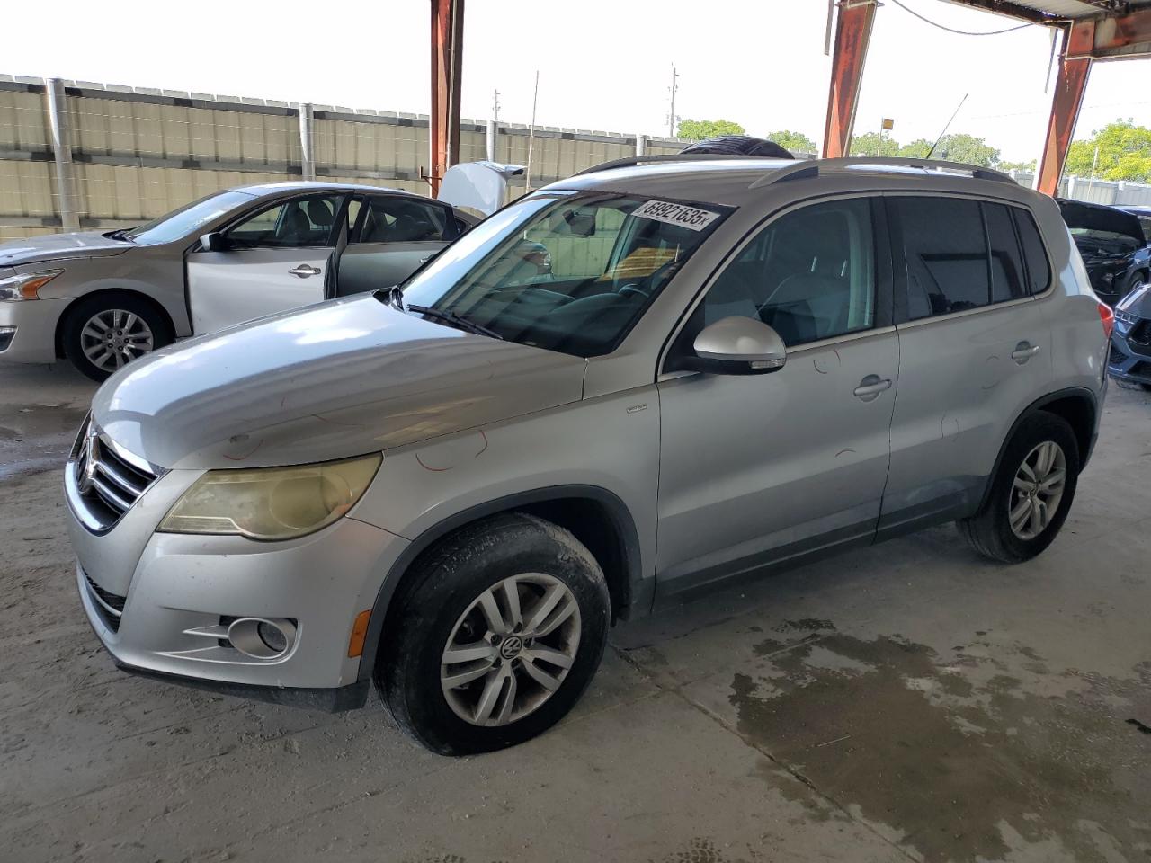 VOLKSWAGEN TIGUAN S