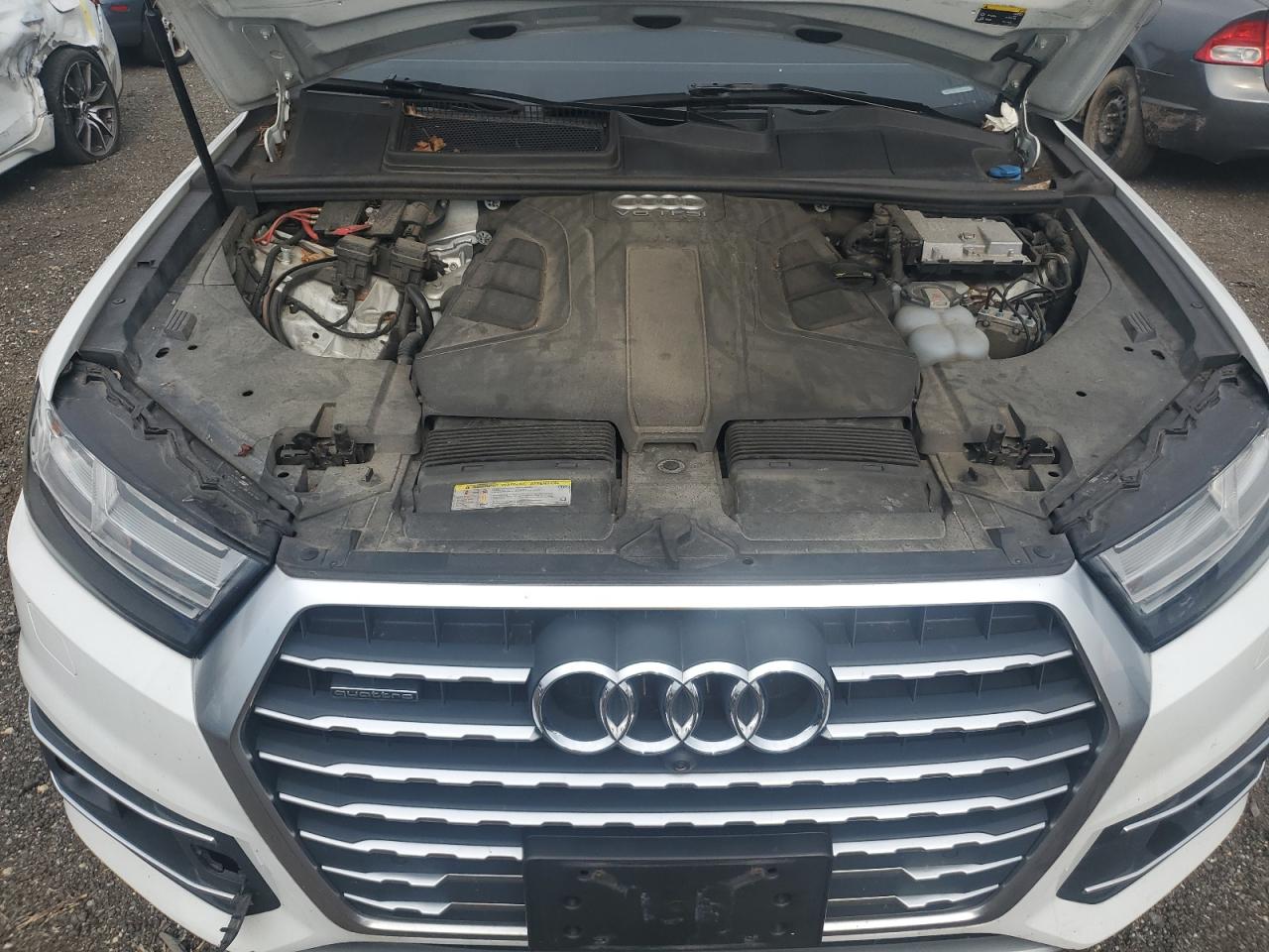 AUDI Q7 PREMIUM PLUS