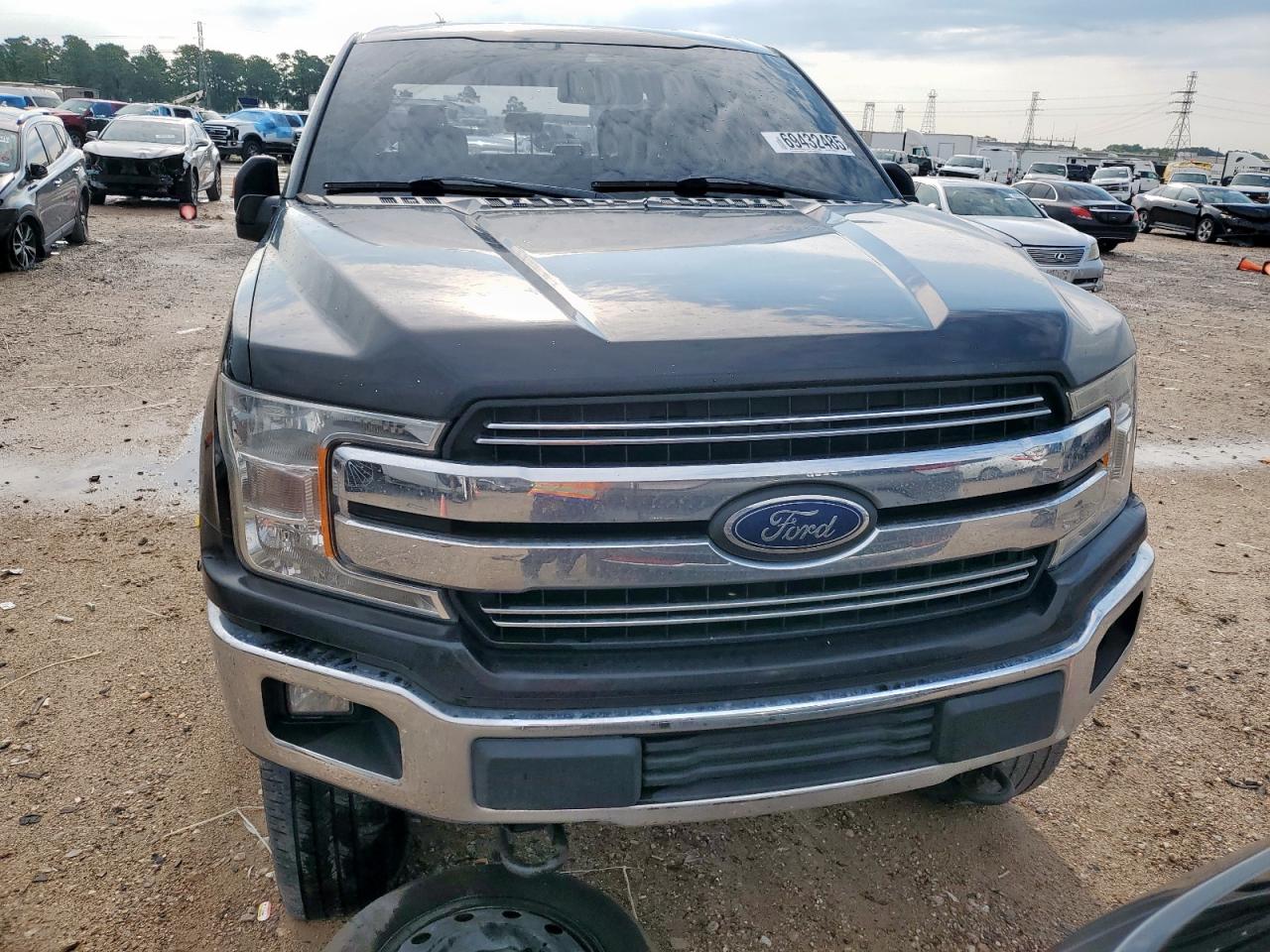 FORD F-150 SUPERCREW