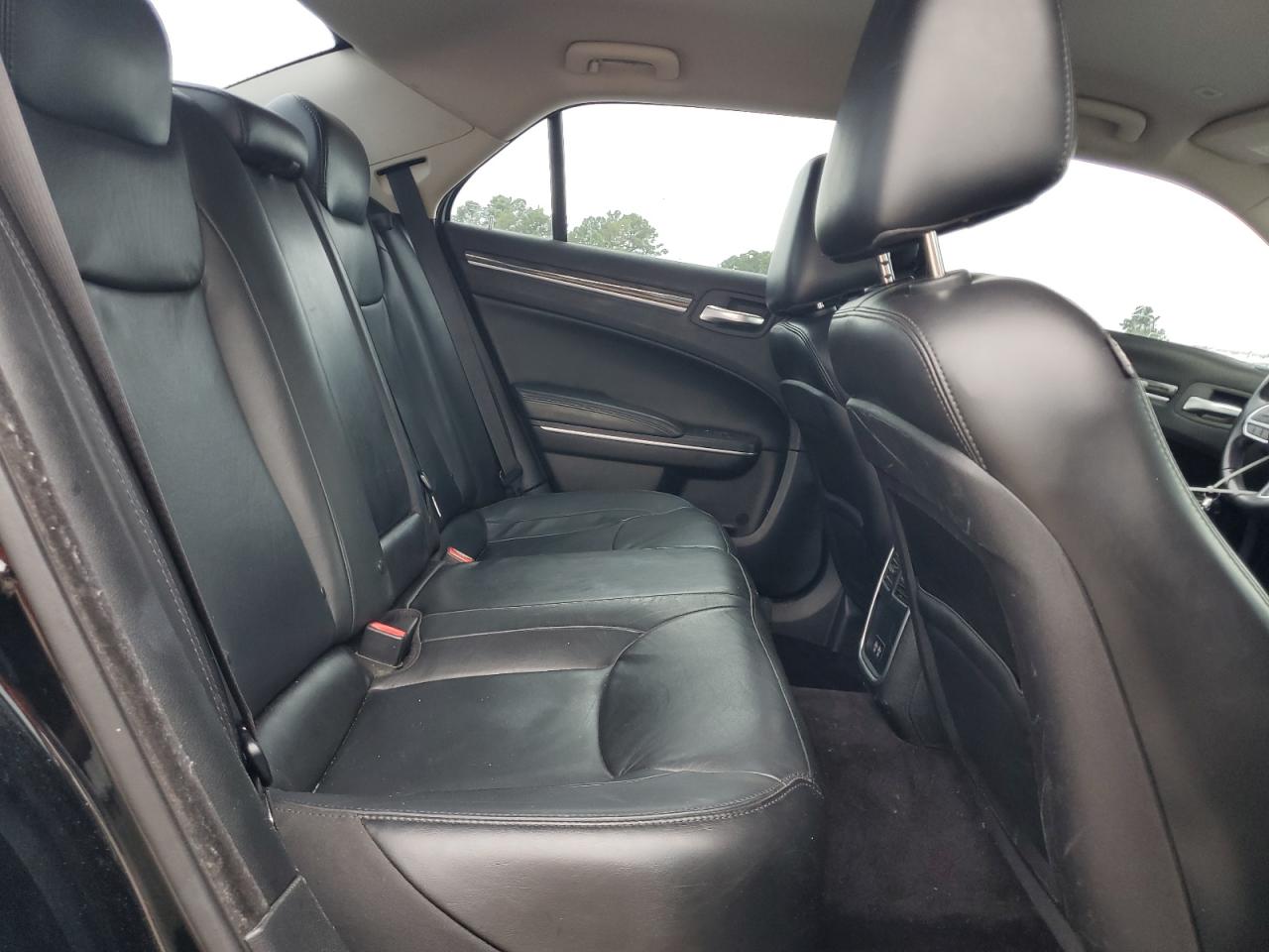 Lot #3310435298 2017 CHRYSLER 300 LIMITE