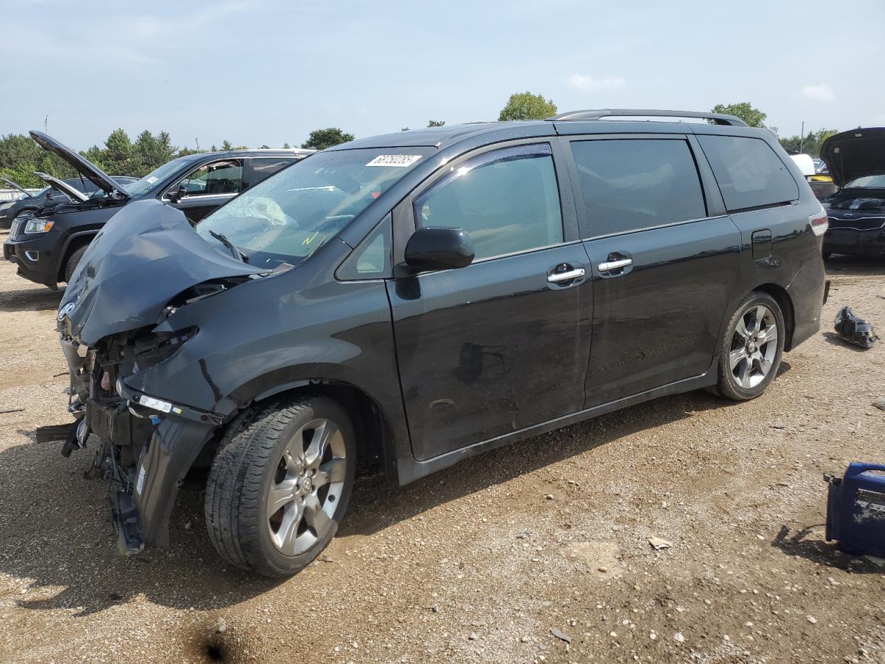 TOYOTA SIENNA SPORT