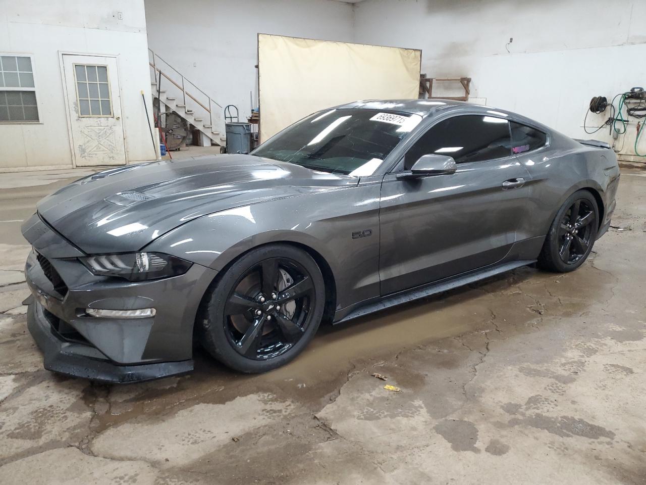 FORD MUSTANG GT