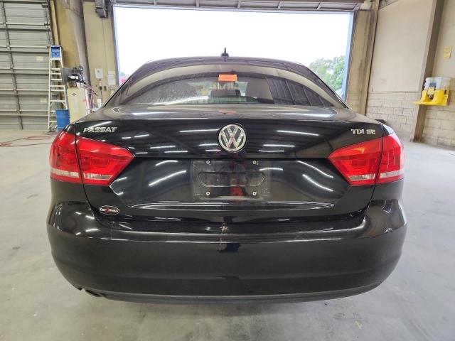 2015 VOLKSWAGEN PASSAT SE 1VWBV7A35FC095381