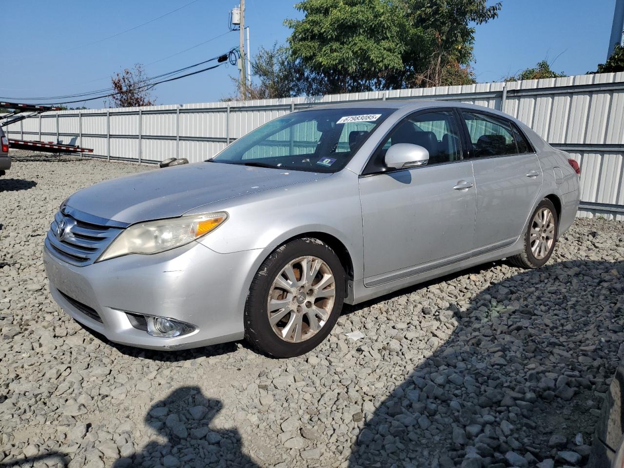 TOYOTA AVALON BASE