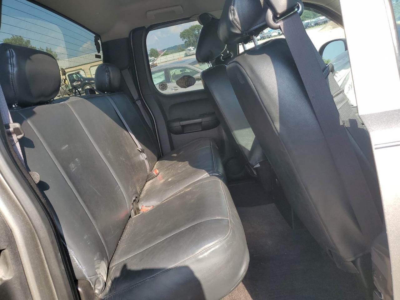 CHEVROLET SILVERADO K1500 LT