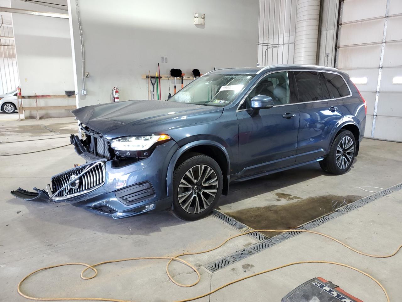 VOLVO XC90 T5 MOMENTUM