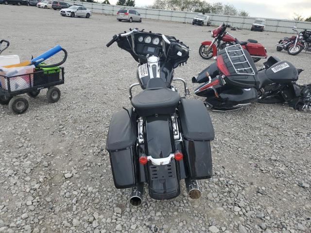 2015 HARLEY-DAVIDSON FLHX STREE 1HD1KBM16FB699434
