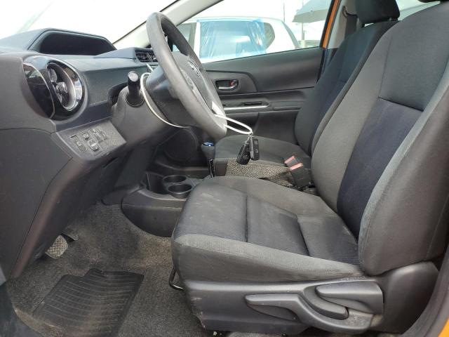 2016 TOYOTA PRIUS C JTDKDTB30G1135957
