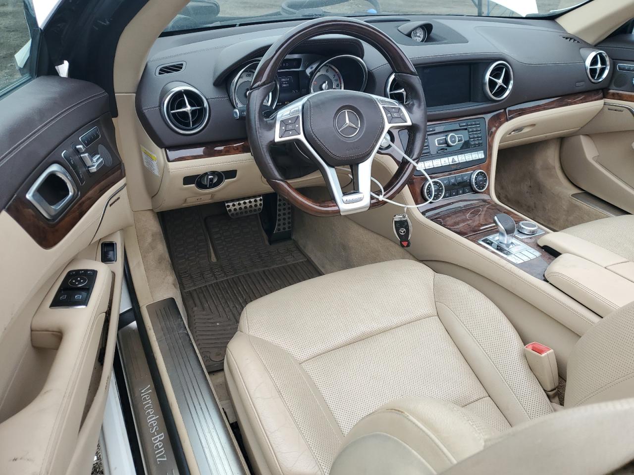 MERCEDES-BENZ SL-CLASS 550