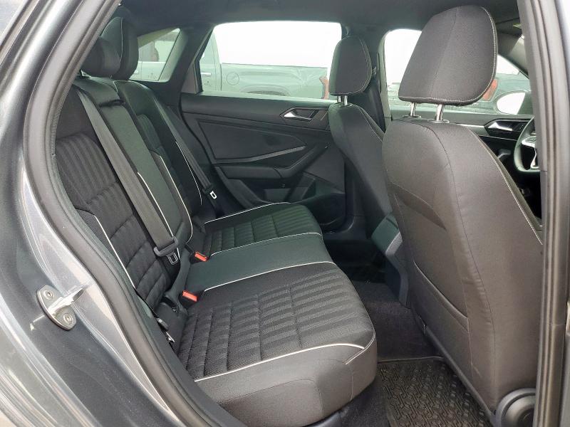 2024 VOLKSWAGEN JETTA SPOR 3VWAM7BU4RM005338