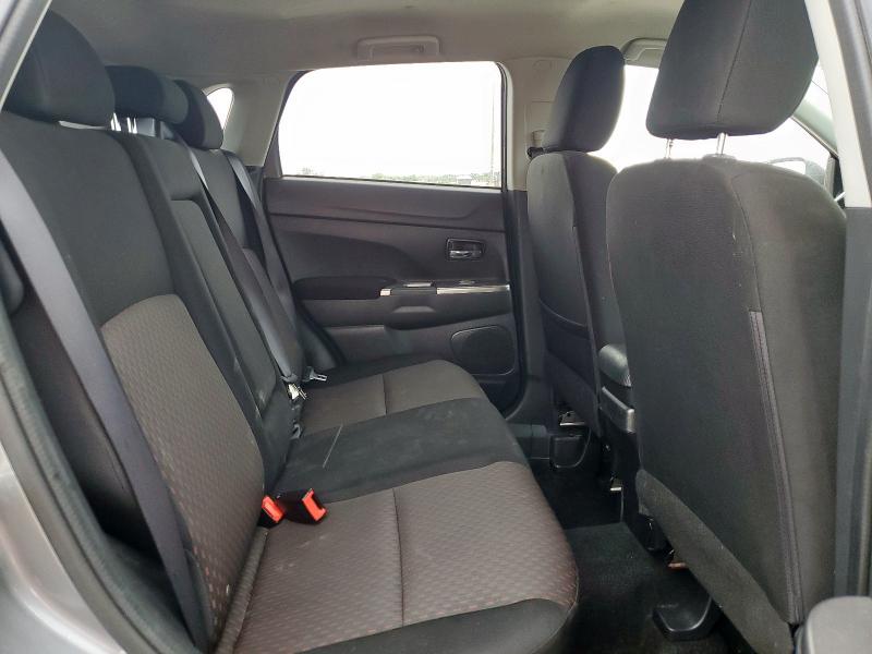 2019 MITSUBISHI OUTLANDER SPORT SE - JA4AP4AU2KU022810