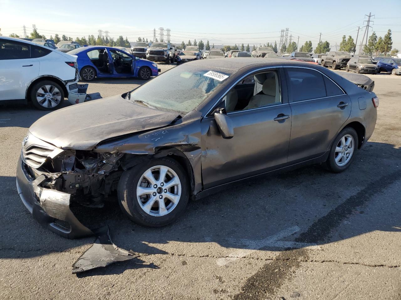 TOYOTA CAMRY BASE