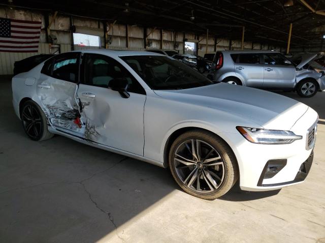 2020 VOLVO S60 T5 R-D 7JR102FM0LG072596