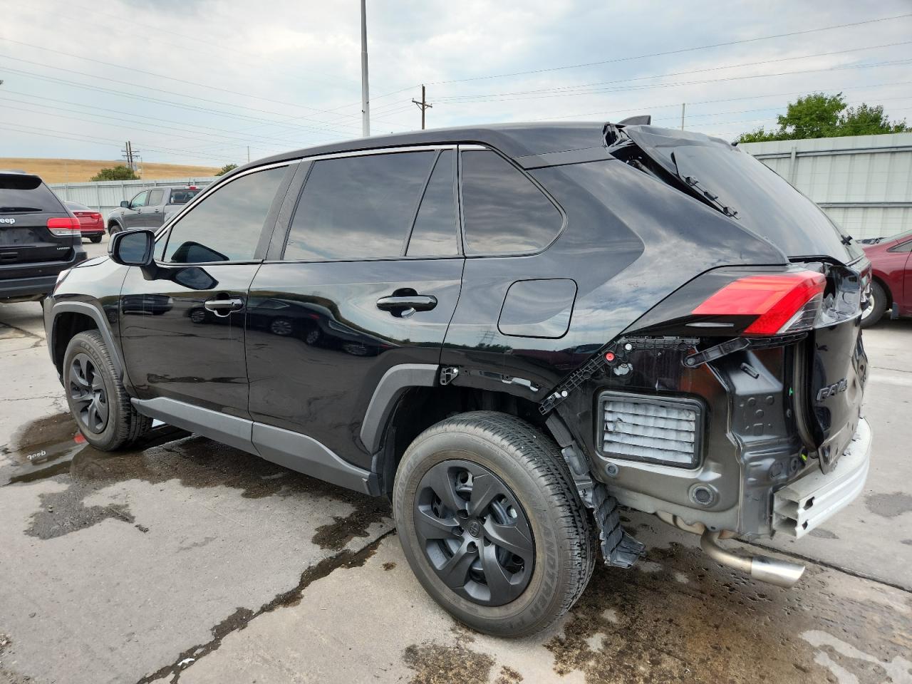 TOYOTA RAV4 LE