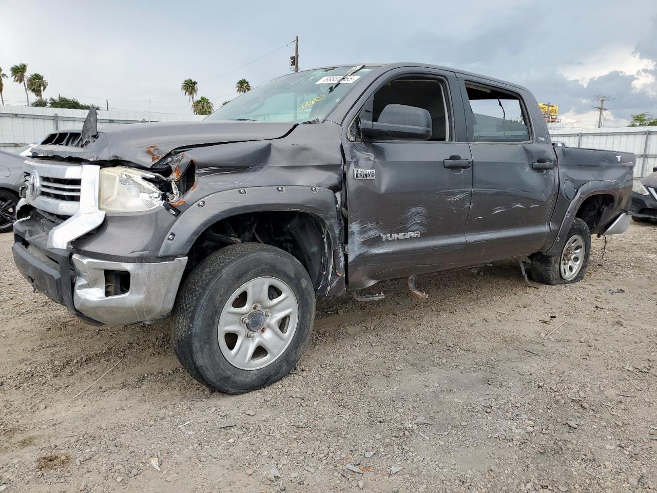 TOYOTA TUNDRA CREWMAX SR5
