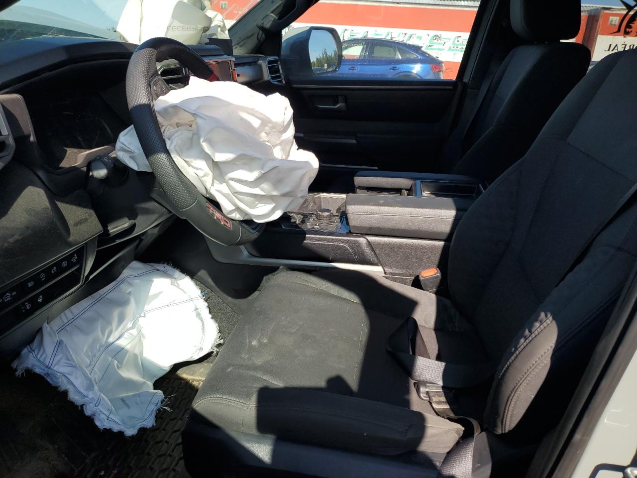 TOYOTA TUNDRA CREWMAX SR5