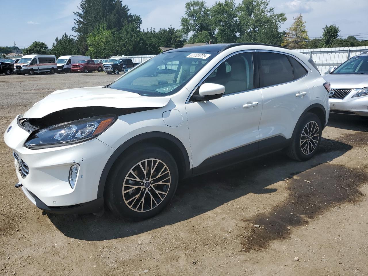 FORD ESCAPE TITANIUM