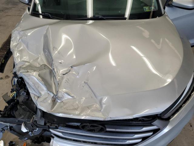 2018 HYUNDAI TUCSON SE KM8J2CA47JU827842