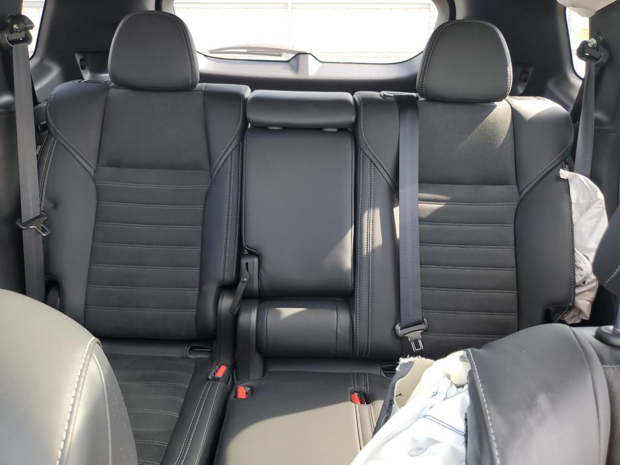 MITSUBISHI OUTLANDER SE