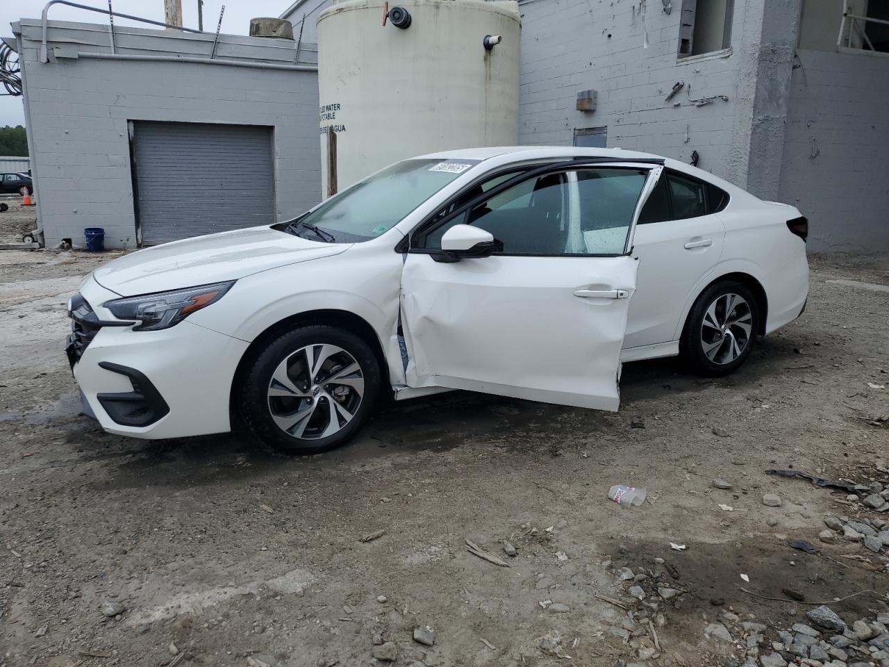 SUBARU LEGACY PREMIUM