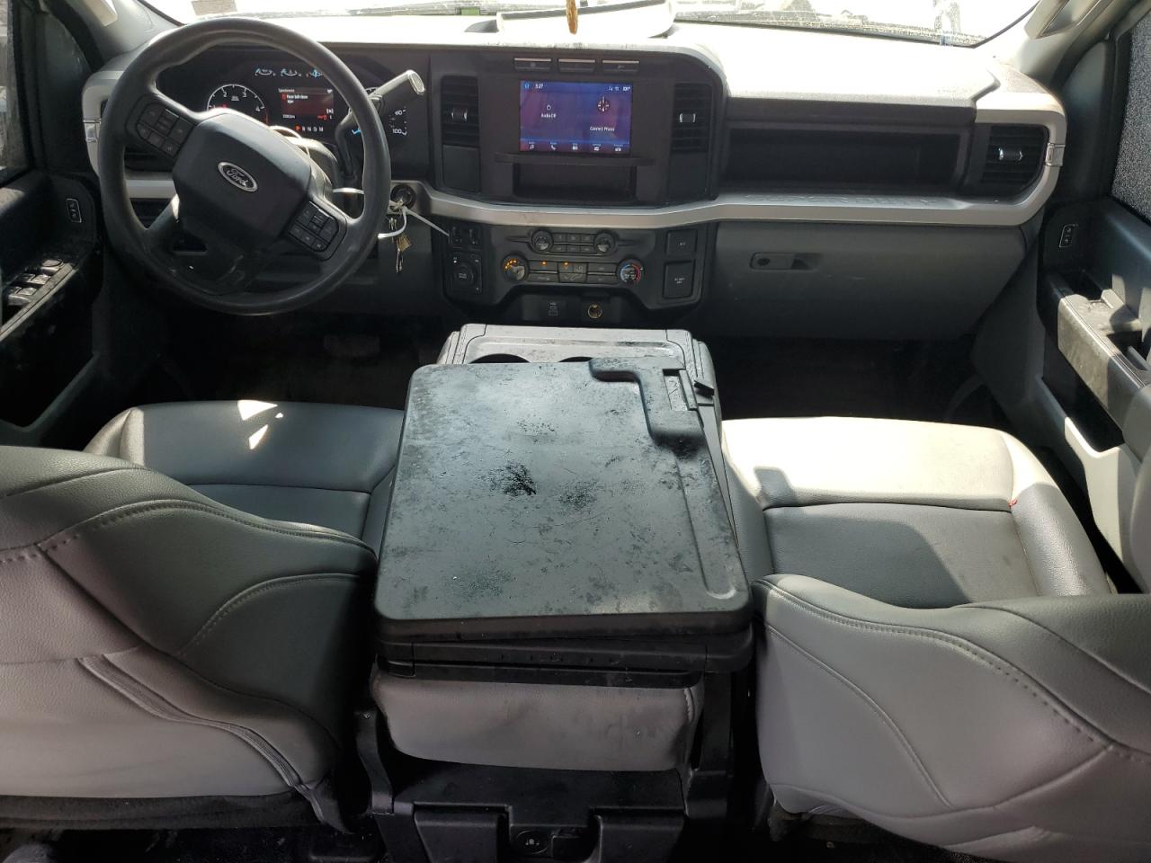 FORD F-350 SUPER DUTY