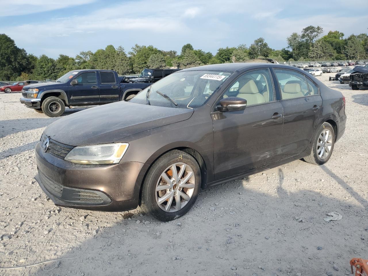 VOLKSWAGEN JETTA SE